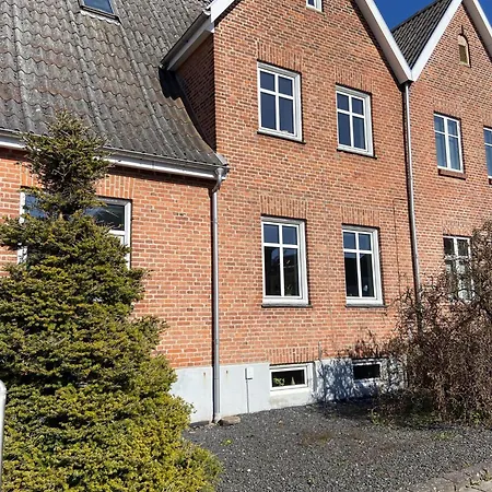 - '2' Second Floor - Close To Center - Free Private Parking * Aalborg