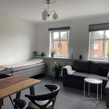 Apartamento - '2' Second Floor - Close To Center - Free Private Parking Aalborg